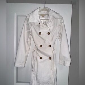 MK White Trenchcoat M